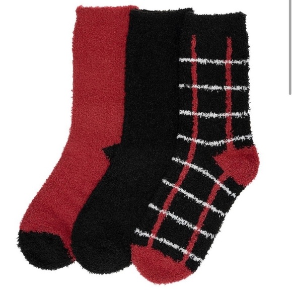 Cuddl Duds Accessories - Cuddl Duds Women’s Fuzzy Crew‎ Socks 3 Pair Red & Black Gift Set Size 4-10
